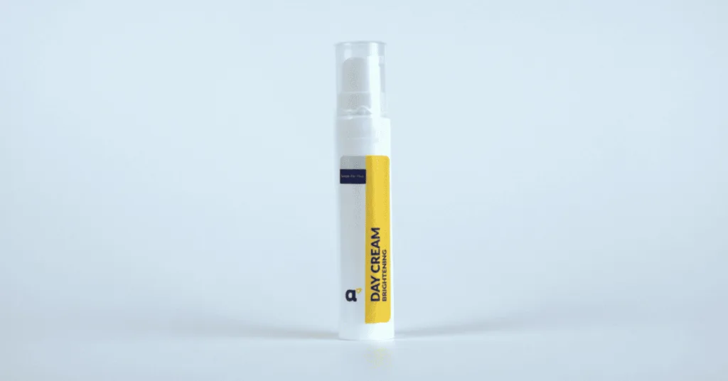 produk maklon brightening day cream atau krim siang untuk mencerahkan