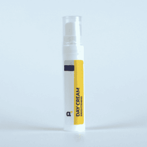 produk maklon brightening day cream atau krim siang untuk mencerahkan