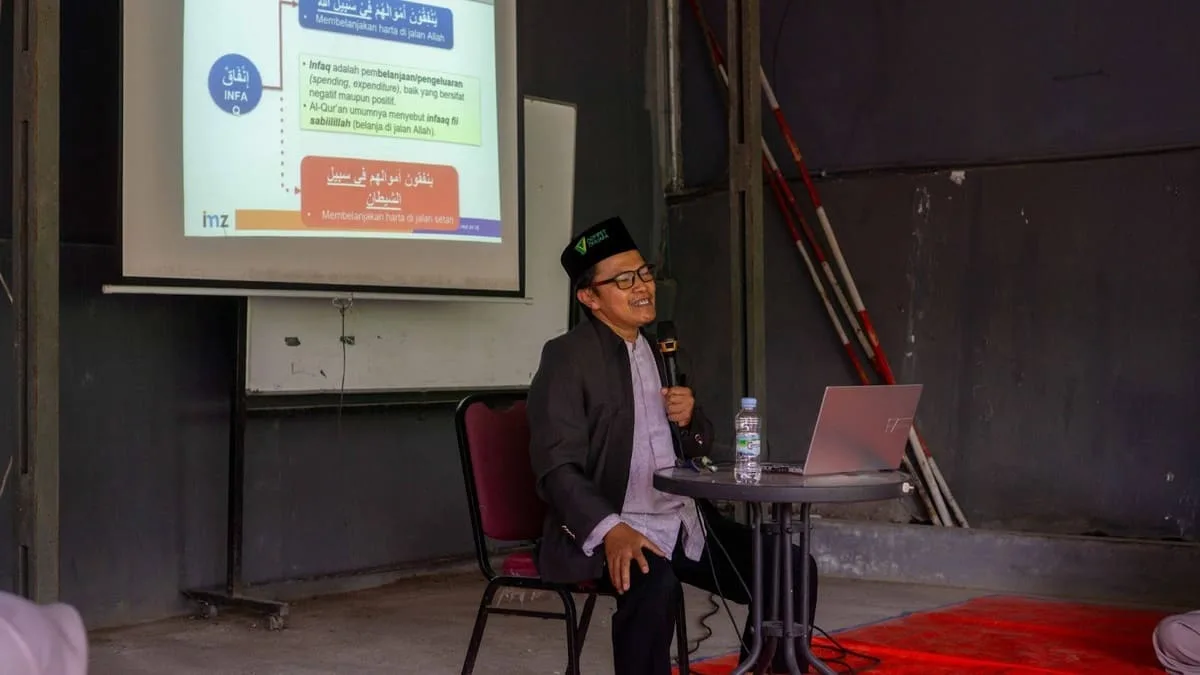 Penyampaian Materi Oleh Ustadz Ahmad Pranggono Saat Cucurak 2025