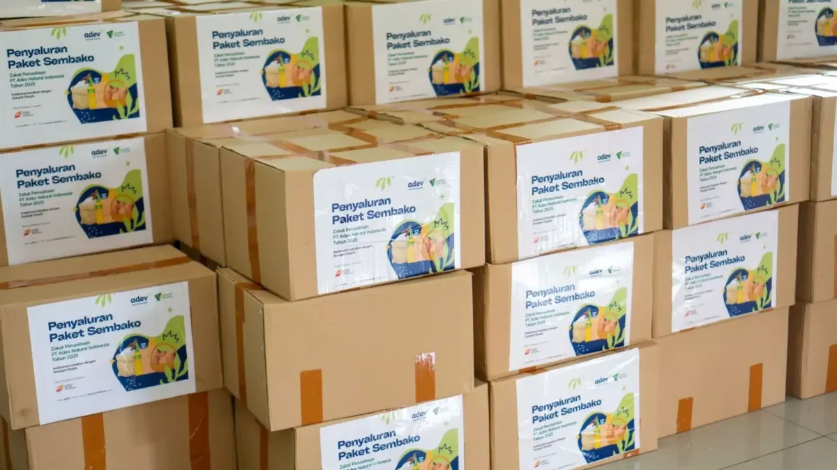 paket bantuan yang disalurkan adev bersama dompet dhuafa di bogor