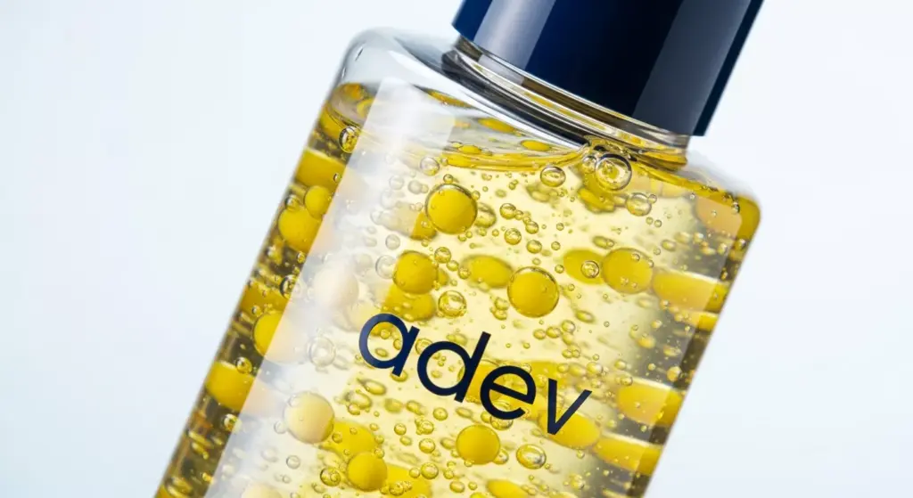 Tekstur unik sabun mandi cair jelly dengan butiran beads.